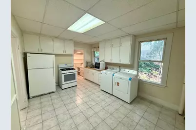 39 Newtonville Ave #1, Newton, MA 02458 - Photo 1