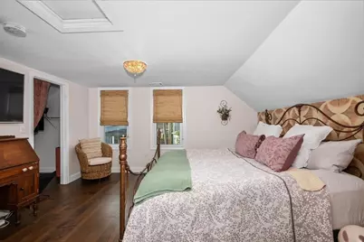147 Sycamore St, New Bedford, MA 02740 - Photo 11