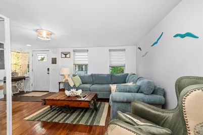 147 Sycamore St, New Bedford, MA 02740 - Photo 5