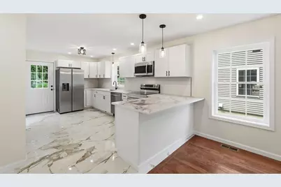 44-42 Gilbert Ave, Springfield, MA 01119 - Photo 21