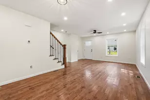 44-42 Gilbert Ave, Springfield, MA 01119 - Photo 7