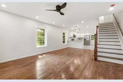 44-42 Gilbert Ave, Springfield, MA 01119 - Photo 5