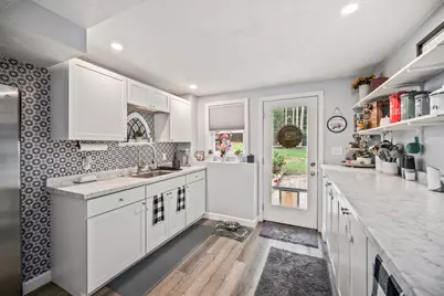 148 Rachel Dr, Taunton, MA 02780 - Photo 9
