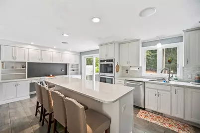 148 Rachel Dr, Taunton, MA 02780 - Photo 3