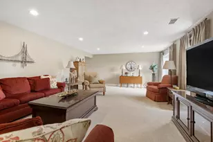 5 Thoreau Trail, Milford, MA 01757 - Photo 33