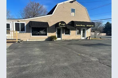 1574 Main Str, Brockton, MA 02301 - Photo 3