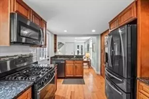 26 Central St, Nahant, MA 01908 - Photo 7