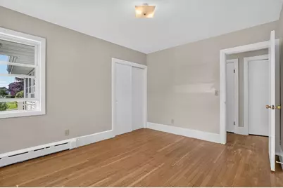 221 Rochambeau St, New Bedford, MA 02745 - Photo 21