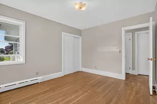 221 Rochambeau St, New Bedford, MA 02745 - Photo 21
