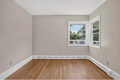 221 Rochambeau St, New Bedford, MA 02745 - Photo 19