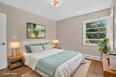 221 Rochambeau St, New Bedford, MA 02745 - Photo 23