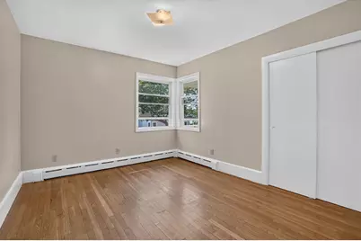 221 Rochambeau St, New Bedford, MA 02745 - Photo 17