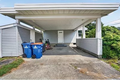 221 Rochambeau St, New Bedford, MA 02745 - Photo 27