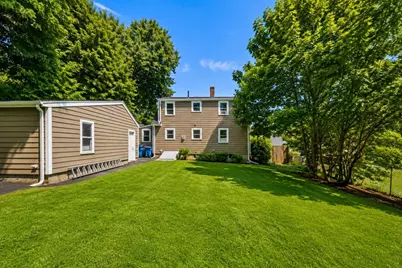 10 Curtis Cir, Canton, MA 02021 - Photo 25