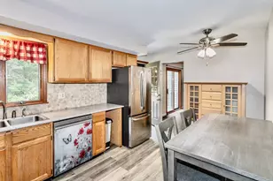 419 Southwick Rd, Westfield, MA 01085 - Photo 9