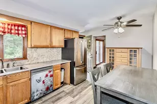 419 Southwick Rd, Westfield, MA 01085 - Photo 9
