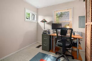 24 Vernon Rd, Natick, MA 01760 - Photo 9