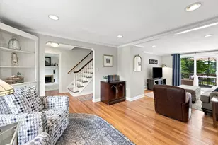 17 Savoy Ave, East Longmeadow, MA 01028 - Photo 9