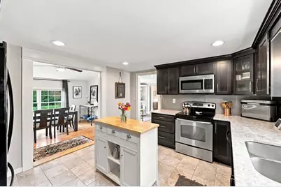 17 Savoy Ave, East Longmeadow, MA 01028 - Photo 19