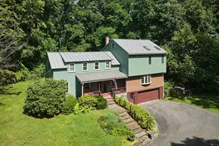 93 Arch St, Northampton, MA 01053 - Photo 1