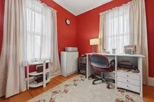 9 Arlington St, Woburn, MA 01801 - Photo 15