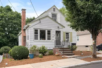 195 Glenellen Rd, Boston, MA 02132 - Photo 23