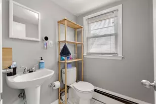 195 Glenellen Rd, Boston, MA 02132 - Photo 15