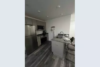 585 Essex St #802, Lynn, MA 01901 - Photo 5
