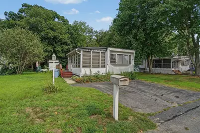 121 Mayflower Ave, Taunton, MA 02780 - Photo 3