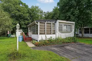 121 Mayflower Ave, Taunton, MA 02780 - Photo 1