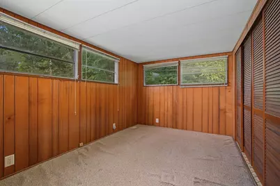 121 Mayflower Ave, Taunton, MA 02780 - Photo 21