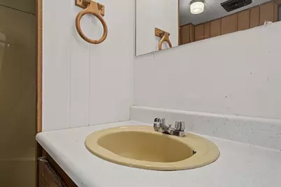 121 Mayflower Ave, Taunton, MA 02780 - Photo 19