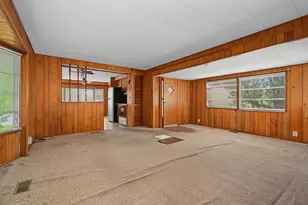 121 Mayflower Ave, Taunton, MA 02780 - Photo 7