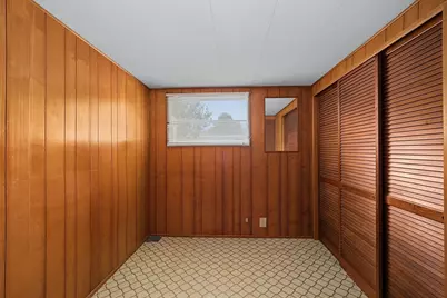 121 Mayflower Ave, Taunton, MA 02780 - Photo 13