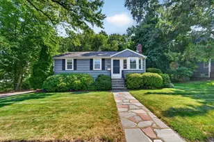 462 Chestnut St, Needham, MA 02492 - Photo 1