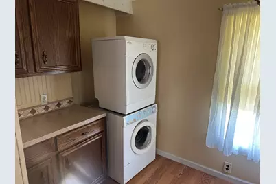 30 School St, East Longmeadow, MA 01028 - Photo 35