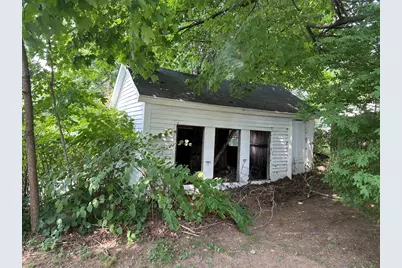 30 School St, East Longmeadow, MA 01028 - Photo 9