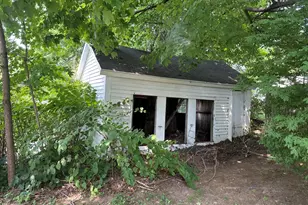 30 School St, East Longmeadow, MA 01028 - Photo 9