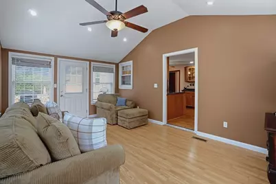 25 Jionzo Rd, Milford, MA 01757 - Photo 13