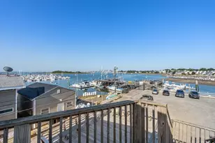 583-585 Shirley St, Winthrop, MA 02152 - Photo 11