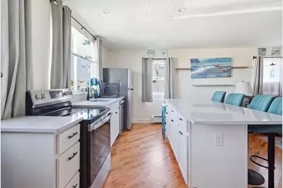 583-585 Shirley Street #1, Winthrop, MA 02152 - Photo 3