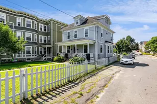 24 Blaisdell St, Haverhill, MA 01832 - Photo 7