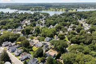 40 Hillside Ave, Beverly, MA 01915 - Photo 35