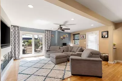 40 Hillside Ave, Beverly, MA 01915 - Photo 9