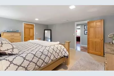 40 Hillside Ave, Beverly, MA 01915 - Photo 27