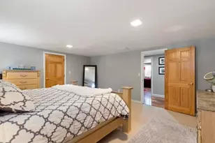 40 Hillside Ave, Beverly, MA 01915 - Photo 27