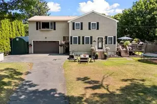40 Hillside Ave, Beverly, MA 01915 - Photo 33