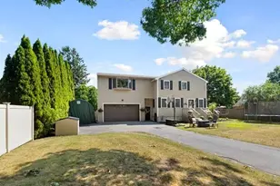 40 Hillside Ave, Beverly, MA 01915 - Photo 1