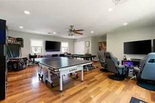 40 Hillside Ave, Beverly, MA 01915 - Photo 31
