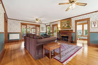 3 McKinley Ave, Easthampton, MA 01027 - Photo 9